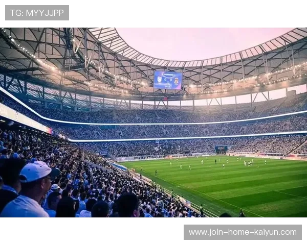 大连英博外线拉边推进攻势持续扩张 大连英博外线拉边推进攻势持续扩张